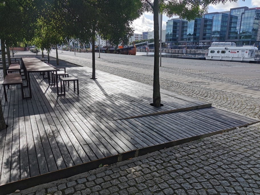 Wood for a Gastronomic Garden